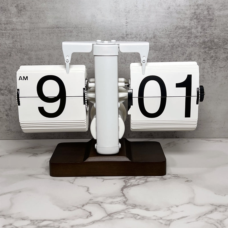 Wooden Retro Desk flip clock