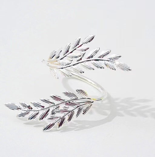 Elegant metal napkin rings for Dining